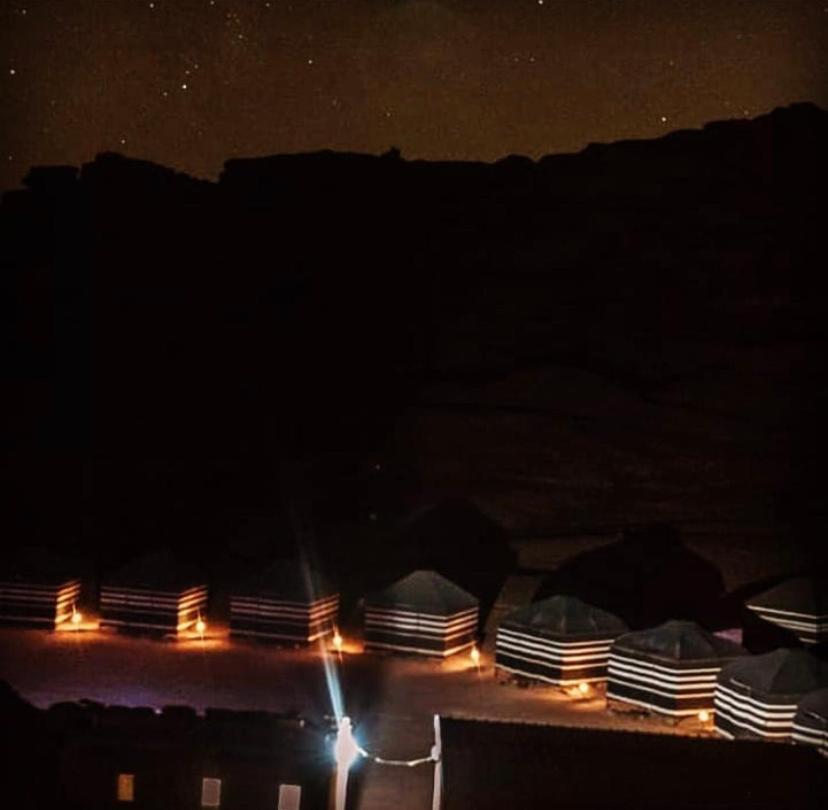 Wadi Rum Wanderlust Camp Exterior foto